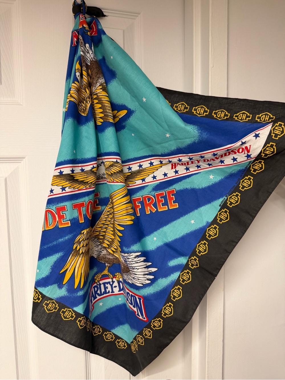 Vintage Harley Davidson RIDE TO BE FREE large eagle bandana 27”x27”